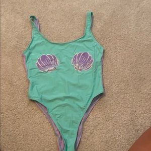 One piece bathing suit
